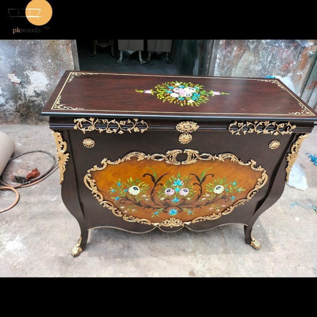 Chester antique finishing