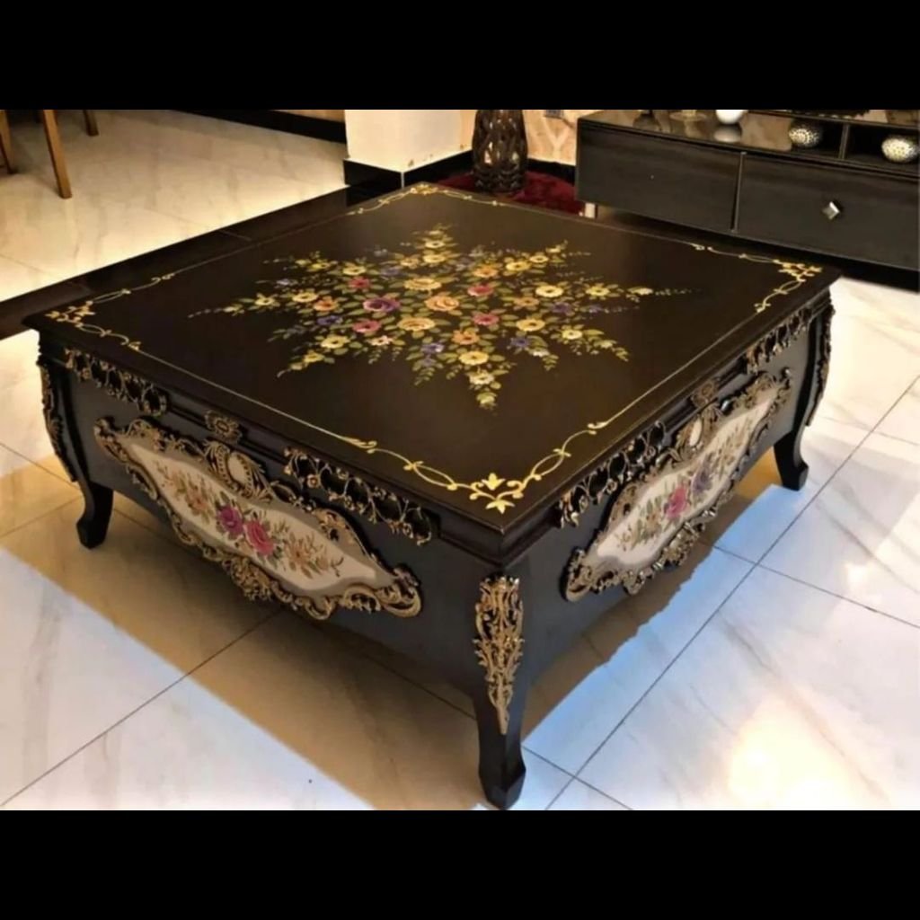 Chocolate Brown Antique Hand-Painted Luxury Center Table with Metal Carvings